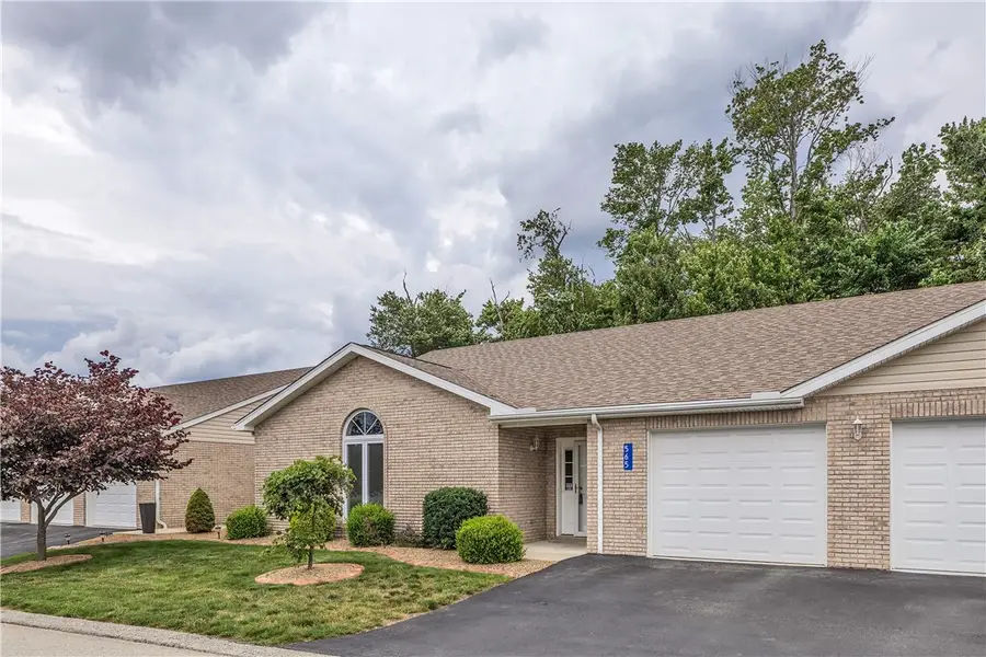 565 Sunview Cir, Latrobe, PA 15650 - #2
