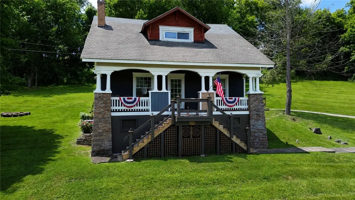 225 Scott Hollow Rd, Burgettstown, PA 15021 - #1