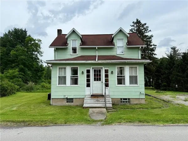 114 Stewarton Road, Mill Run, PA 15464