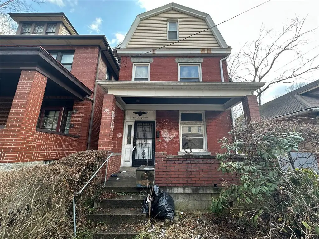 234 Renova St, Pittsburgh, PA 15207 - #1