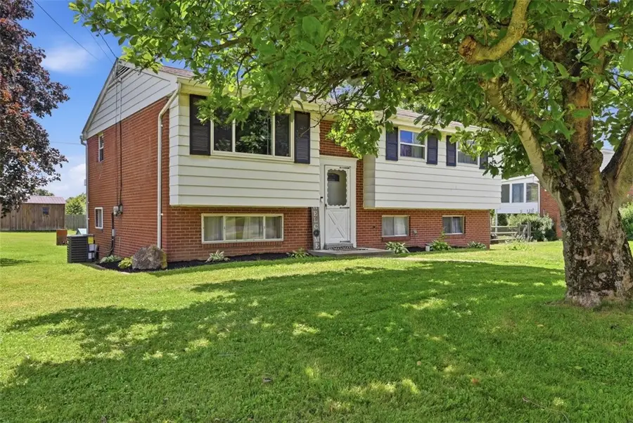 158 Westwood Manor, Butler, PA 16001 - #2