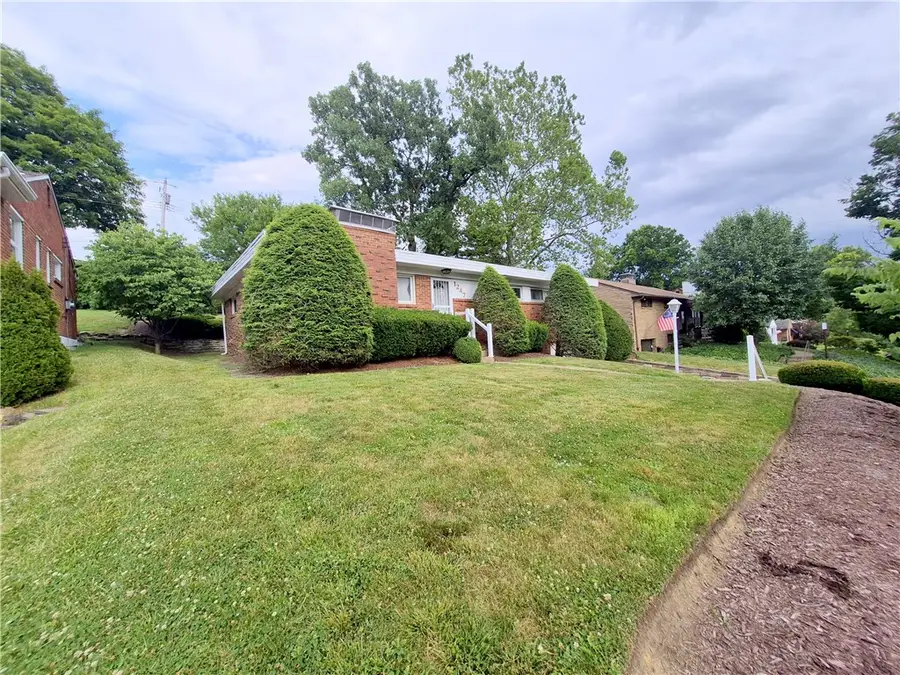 1247 Lakemont Drive, Pittsburgh, PA 15243 - #3
