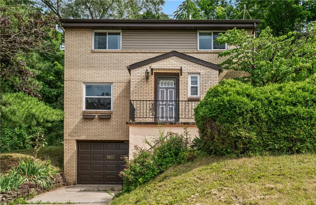 3931 Boulevard Dr, Pittsburgh, PA 15217 - #1