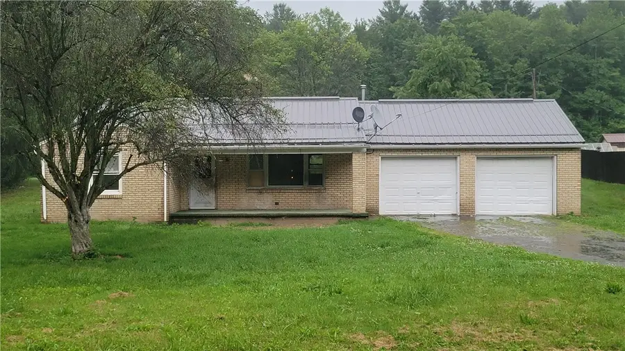 5586 Doc Walker Rd, Parker, PA 16049 - #2
