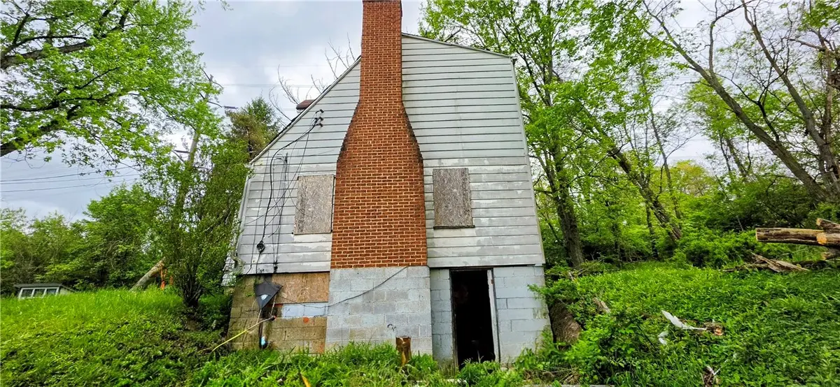 262 Ewing Rd, Carnegie, PA 15106 - #1