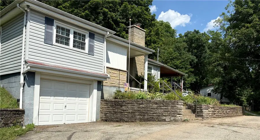 3367 Milligantown Road, New Kensington, PA 15068 - #2