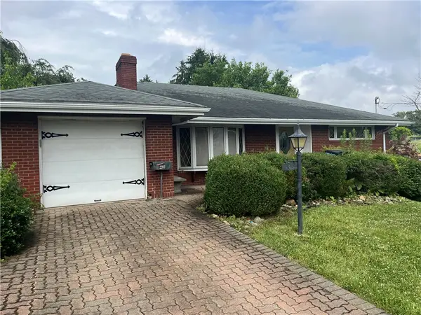 2203 Lindalan Drive, Mckeesport, PA 15135