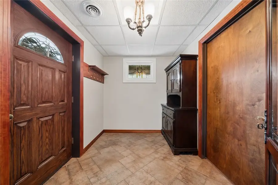 100 Lee Ln, Leechburg, PA 15656 - #3