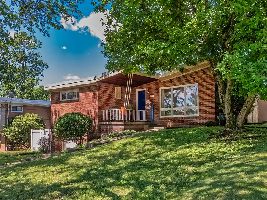 1230 Northwestern Drive, Monroeville, PA 15146 - #3