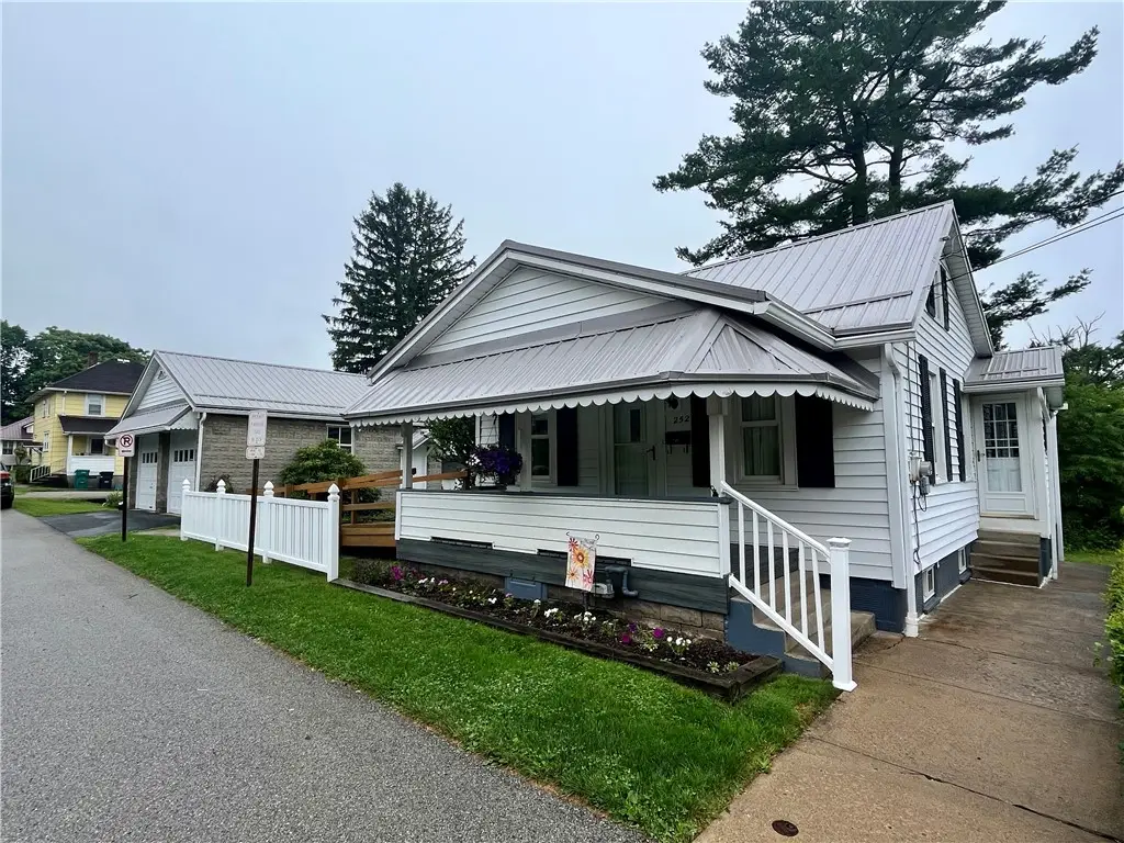 252 Papermill Ave, Indiana, PA 15701 - #1