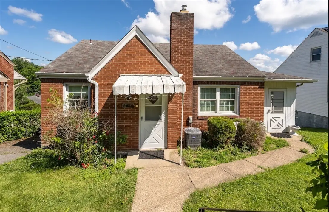 6616 Overlook St, South Park, PA 15129 - #1