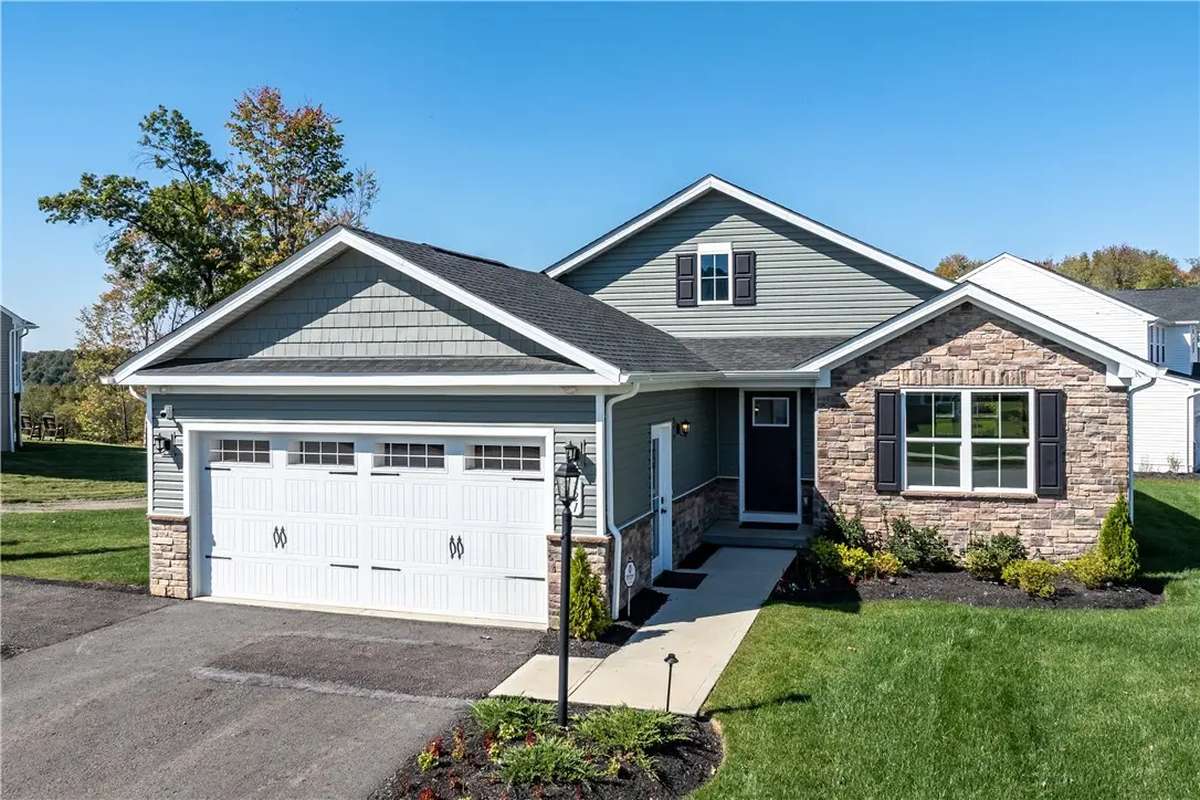 321 Coughton Cross Dr, Harmony, PA 16037 - #1