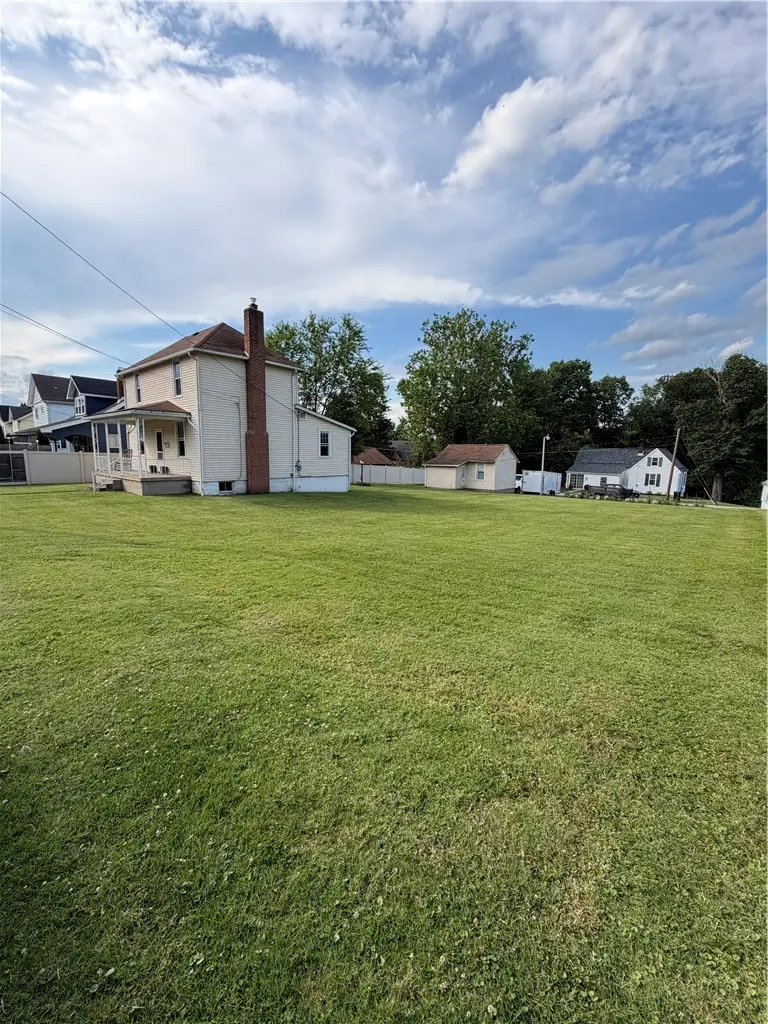 312 E Georgia Ave, Connellsville, PA 15425 - #2