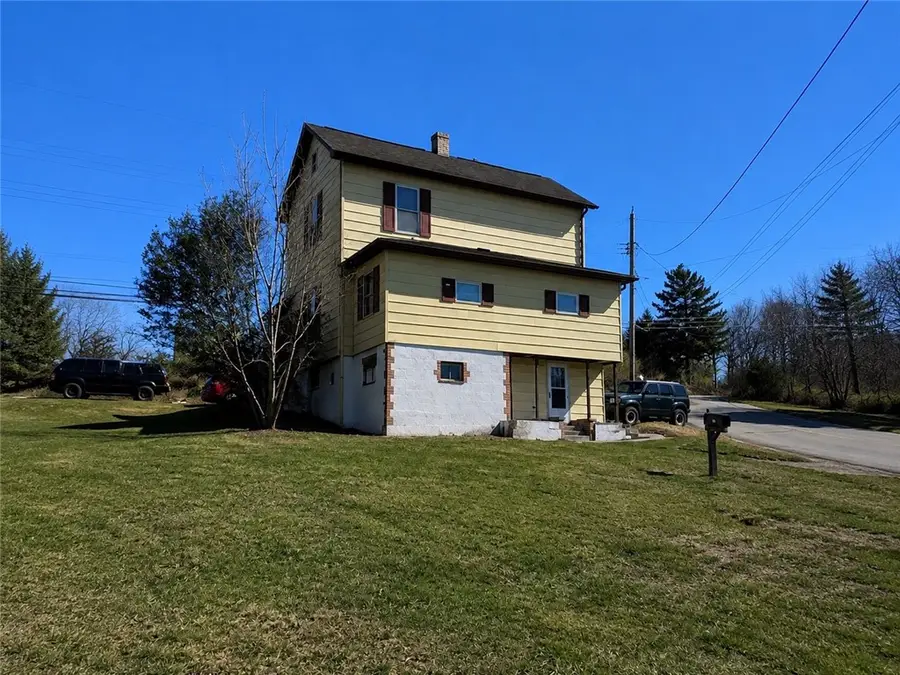 1013 Main St, Windber, PA 15963 - #2