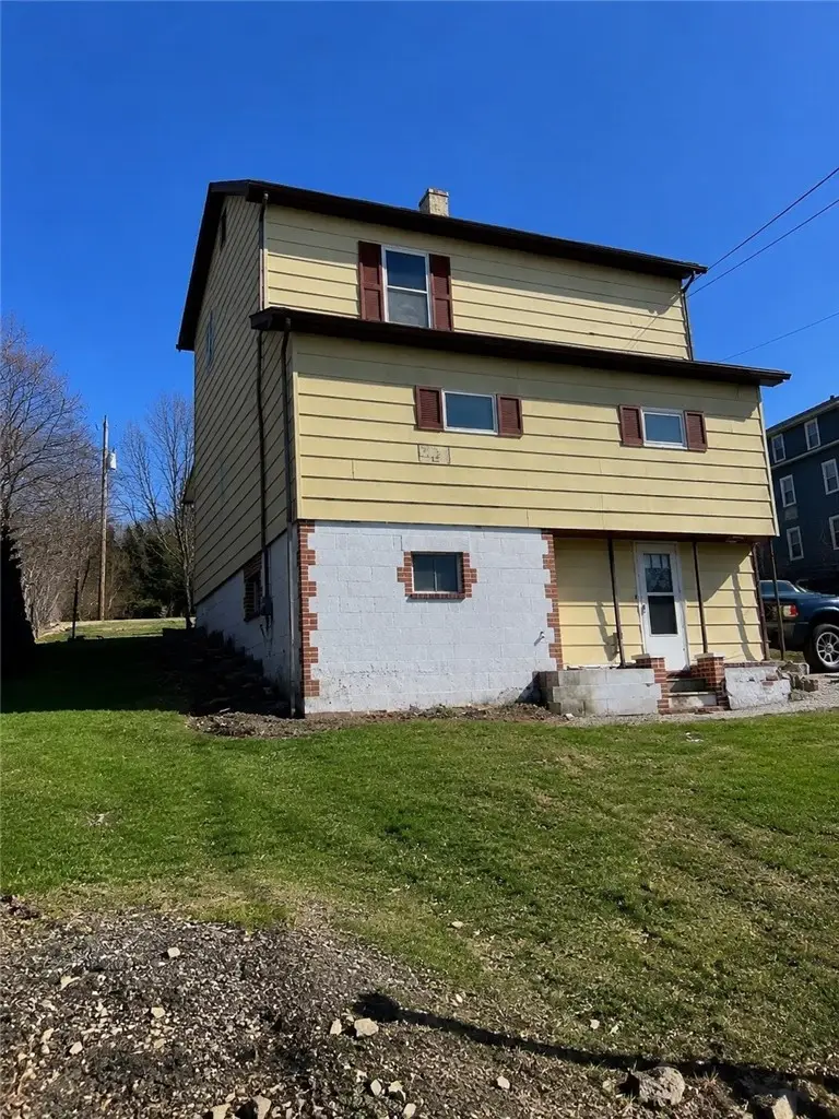 1013 Main St, Windber, PA 15963 - #3