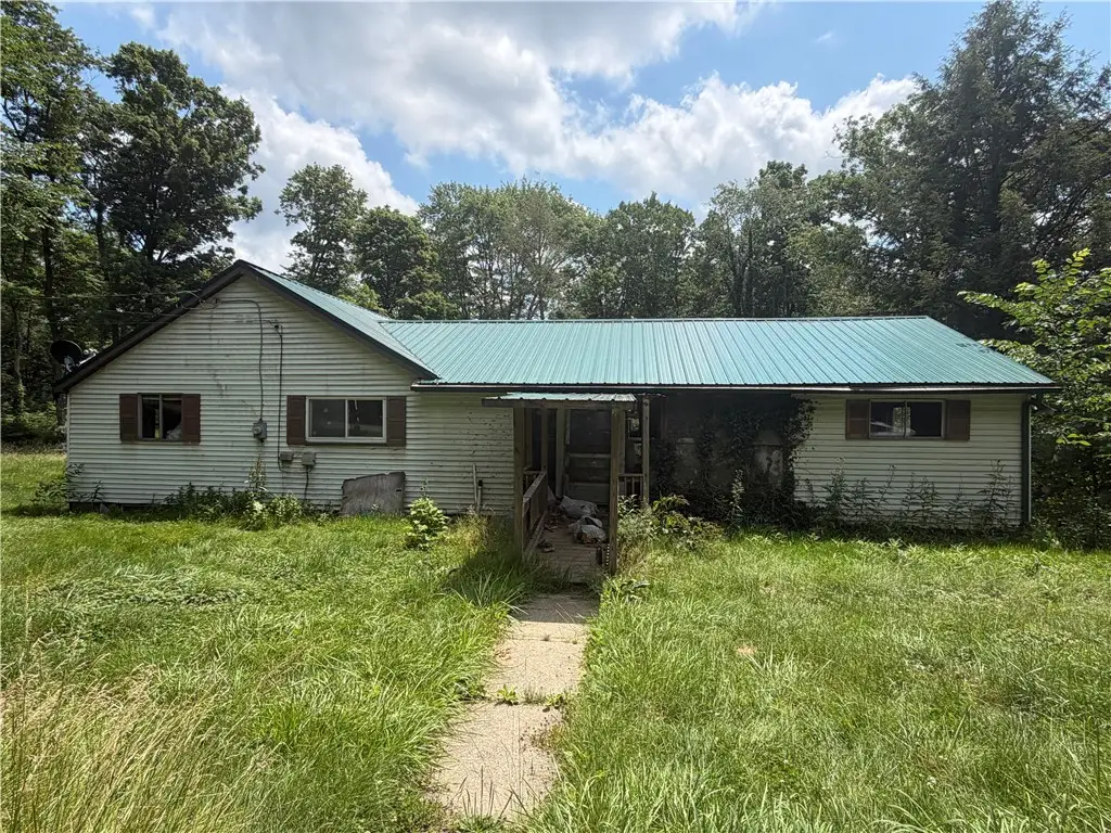140 Turk Rd, Slippery Rock, PA 16057 - #1