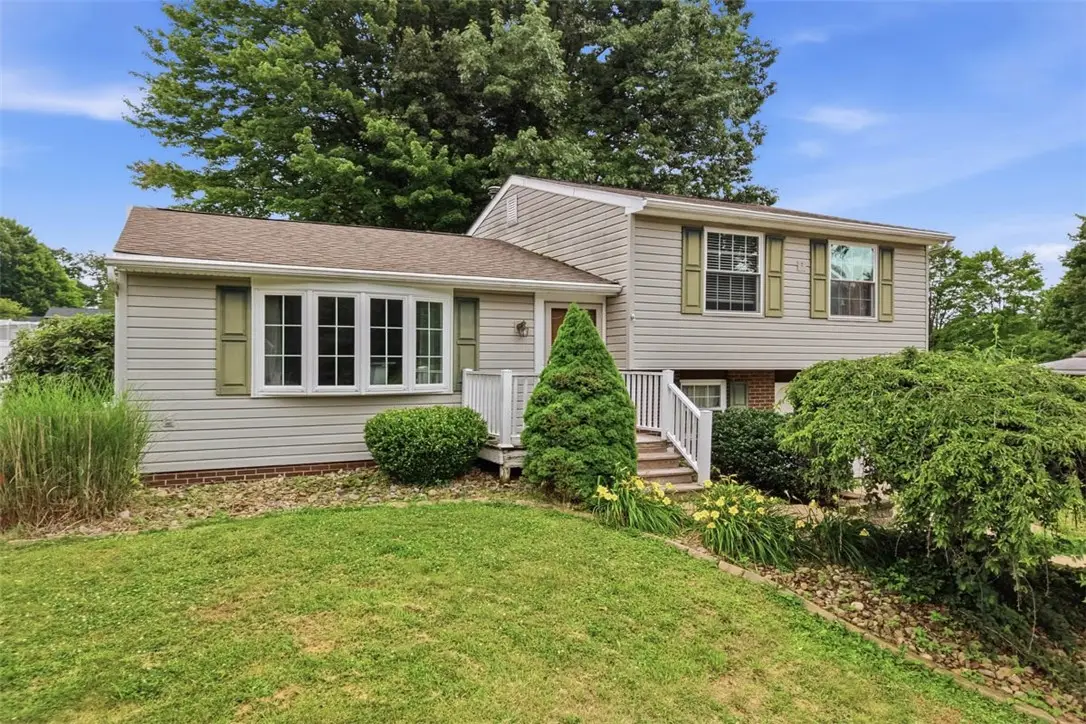 219 Maple Dr, Beaver, PA 15009 - #1