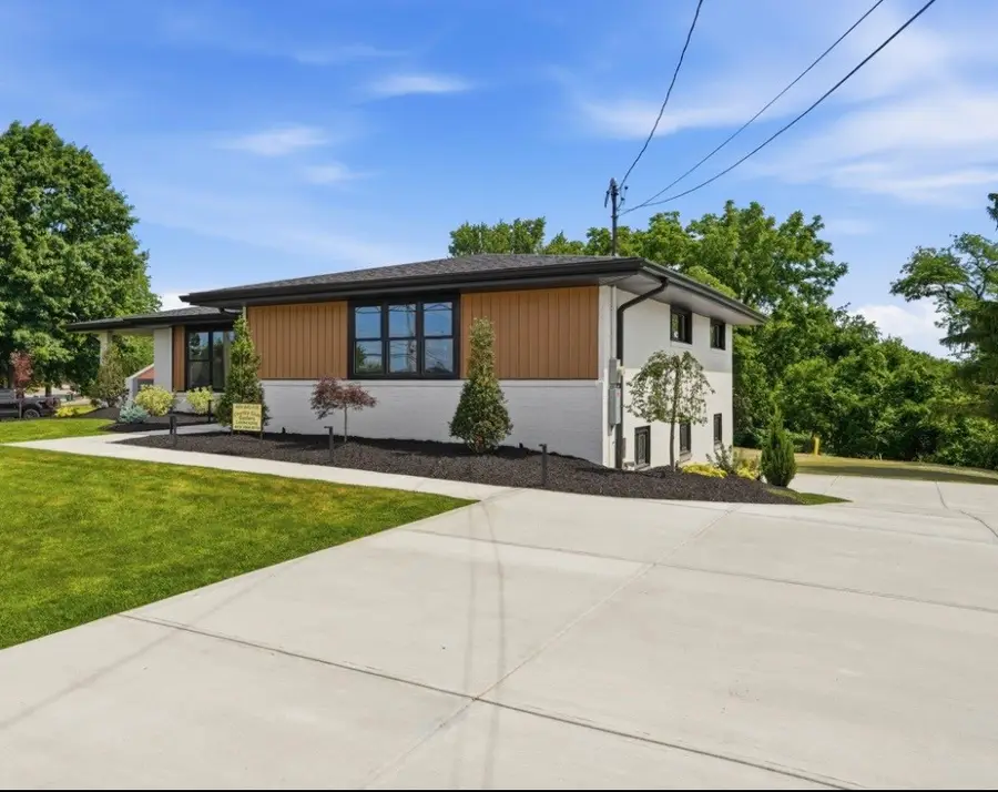 47 Tidball Rd, Pittsburgh, PA 15205 - #3