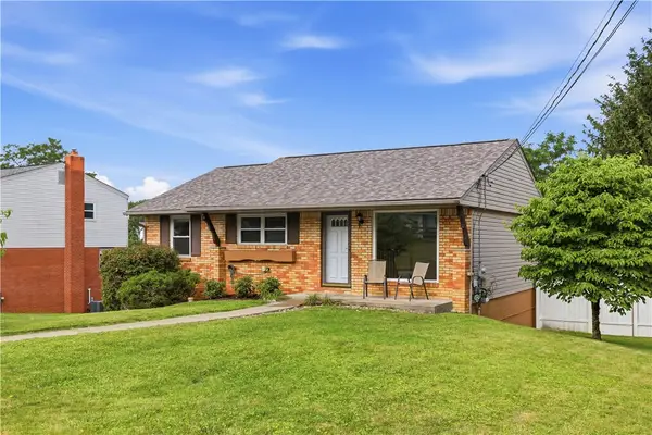 113 Lycoming Dr, Coraopolis, PA 15108