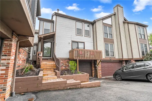320 Spring Run Drive, Monroeville, PA 15146