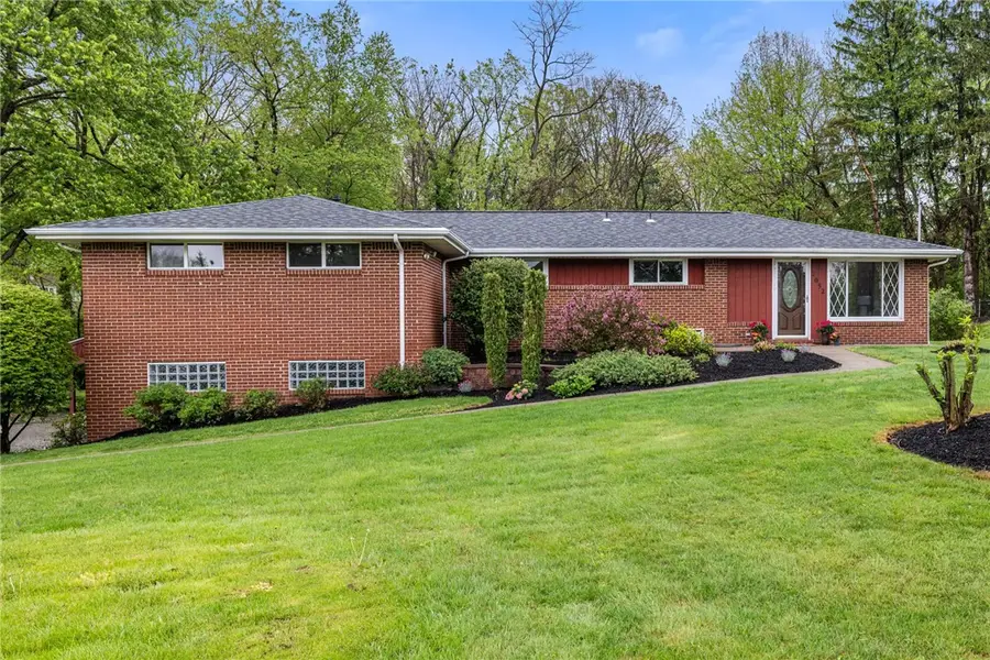 2052 Hulton Rd, Verona, PA 15147 - #2