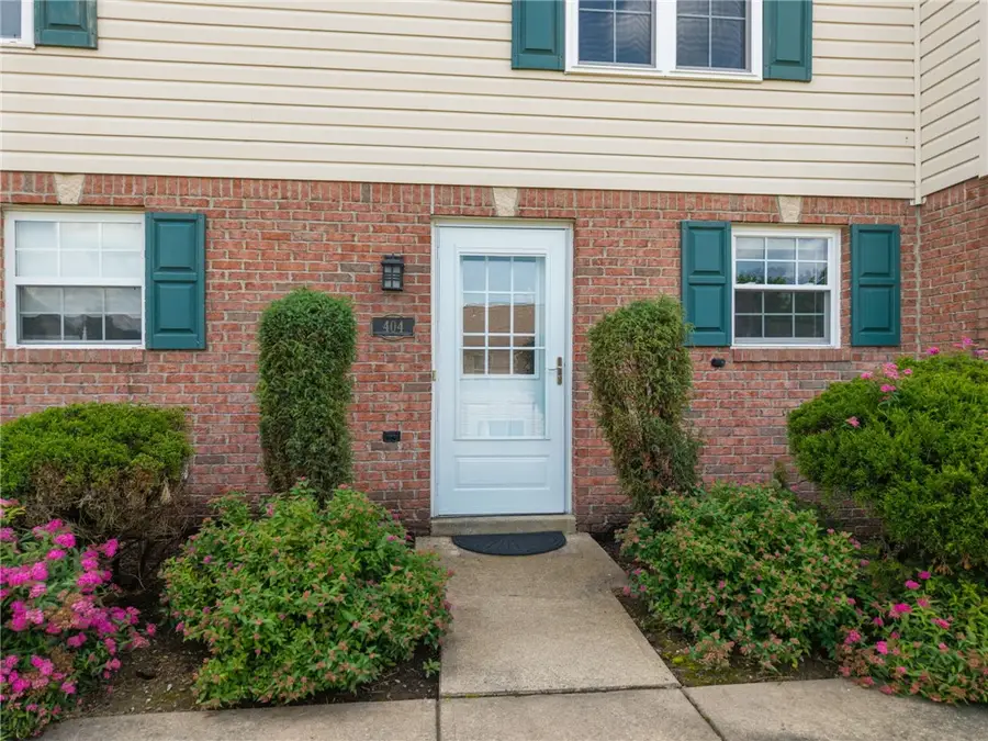 404 Silvis Way, Greensburg, PA 15601 - #2