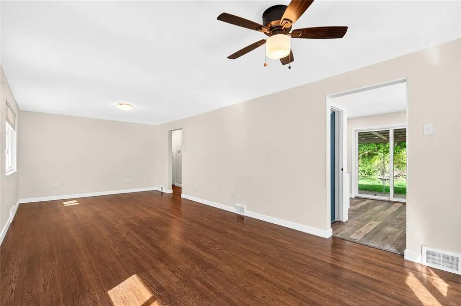 693 Union Avenue Ext, Pittsburgh, PA 15229 - #2