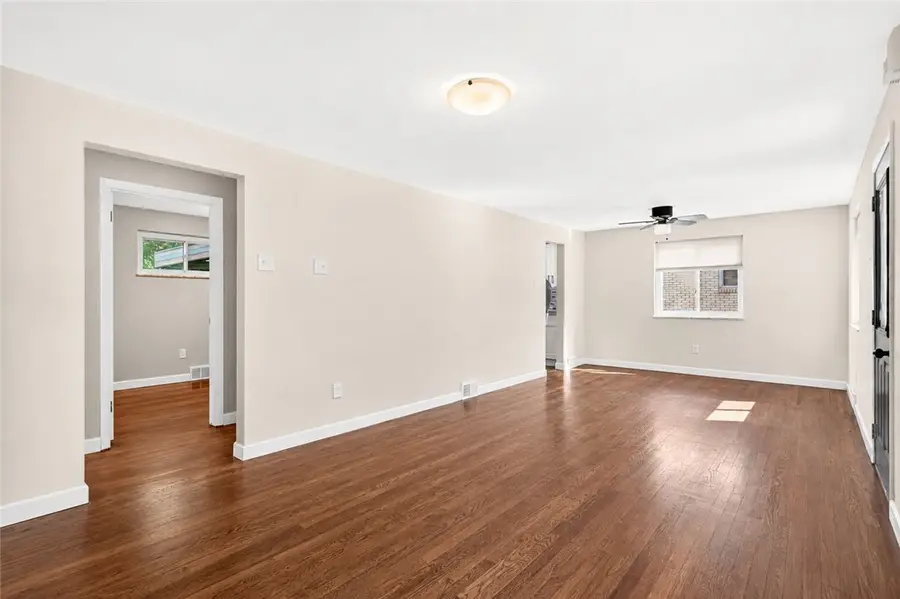 693 Union Avenue Ext, Pittsburgh, PA 15229 - #3