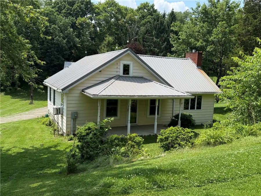 2946 Garretts Run Rd, Ford City, PA 16226 - #2