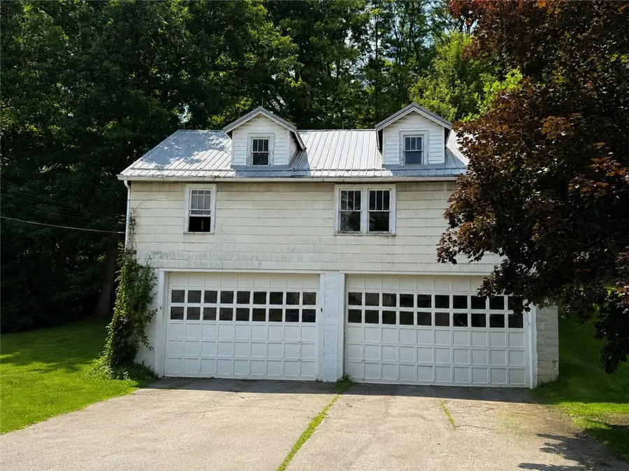 2946 Garretts Run Rd, Ford City, PA 16226 - #3