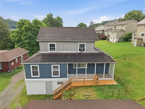 220 2nd St, Leechburg, PA 15656