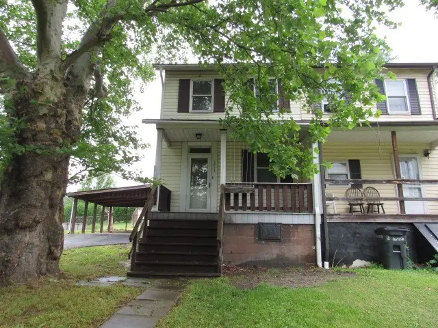 1013 W Front Street, Dunbar, PA 15455 - #1