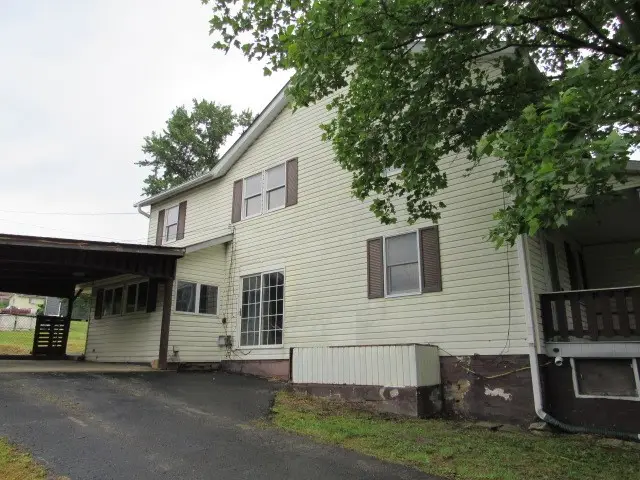 1013 W Front Street, Dunbar, PA 15455 - #2