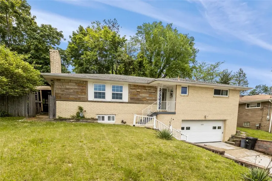 1105 Greentree Rd, Pittsburgh, PA 15220 - #2