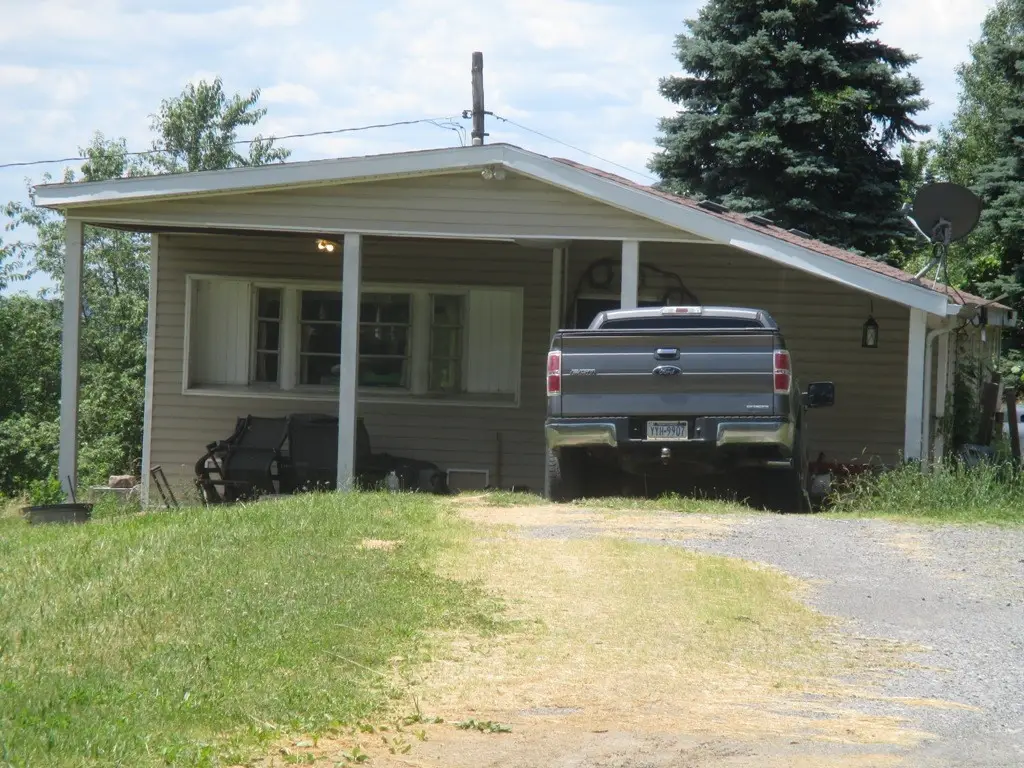 103 Cooley Estate Rd, Smithfield, PA 15478 - #1