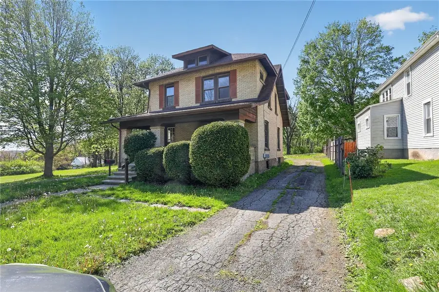 122 W Main St, Greenville, PA 16125 - #2