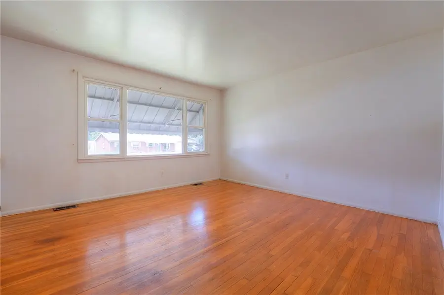 105 Mt. Pleasant Blvd., Irwin, PA 15642 - #3
