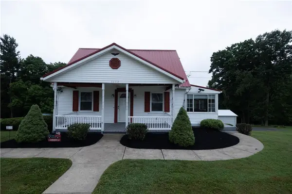 1112 S Hewitt Ave, Washington, PA 15301