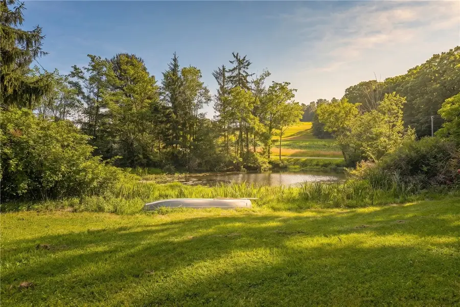 806 Briar Patch Rd, Somerset, PA 15501 - #3