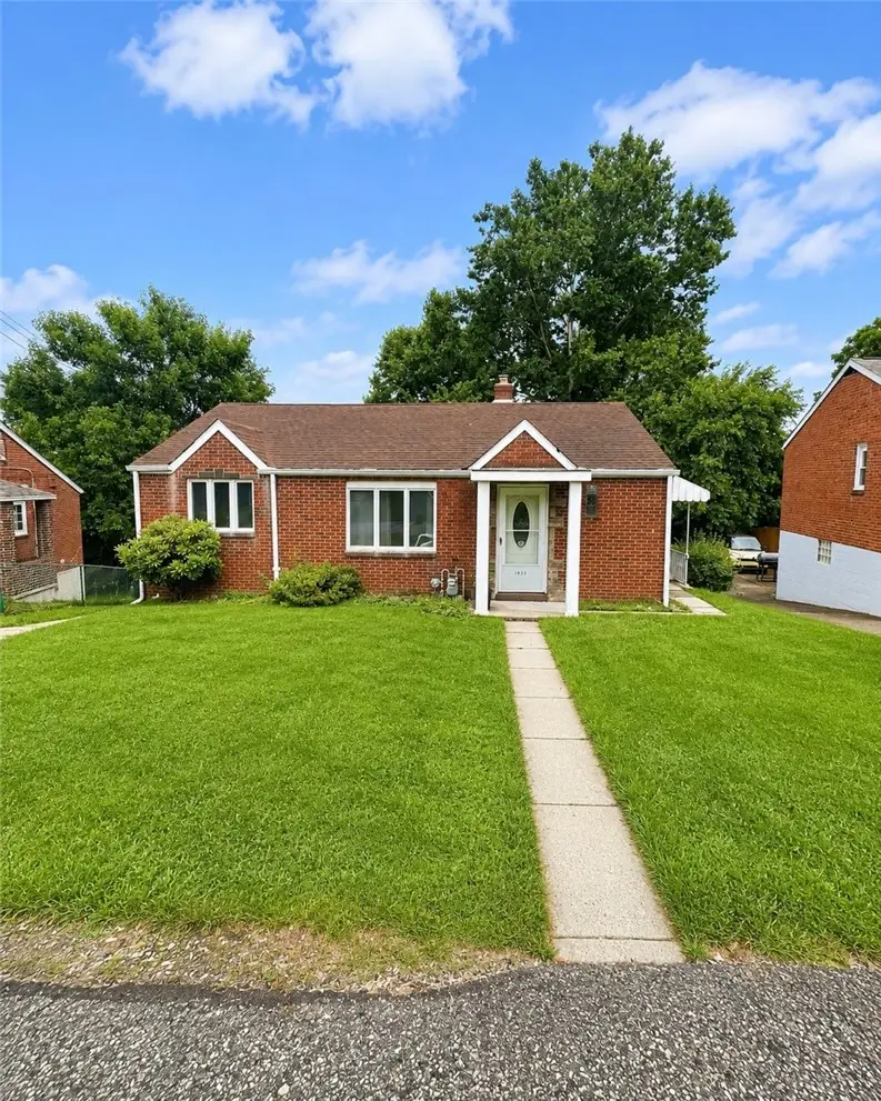 1031 Alquin St, McKeesport, PA 15133 - #1