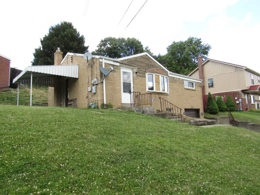 632 Highridge Dr, Pittsburgh, PA 15226 - #1