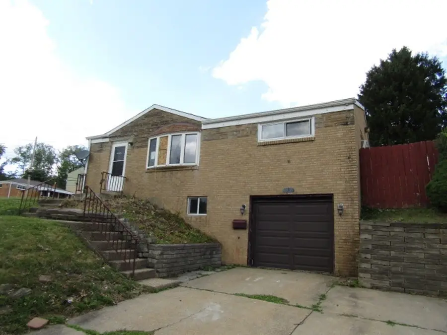 632 Highridge Dr, Pittsburgh, PA 15226 - #2