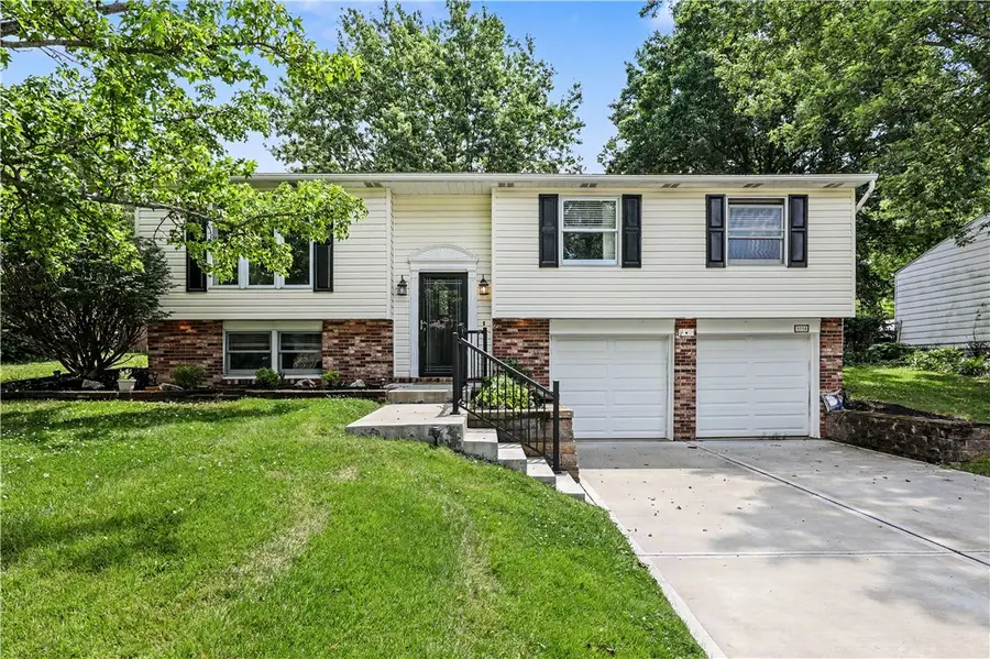 1914 Strawbridge Dr, South Park, PA 15129 - #2