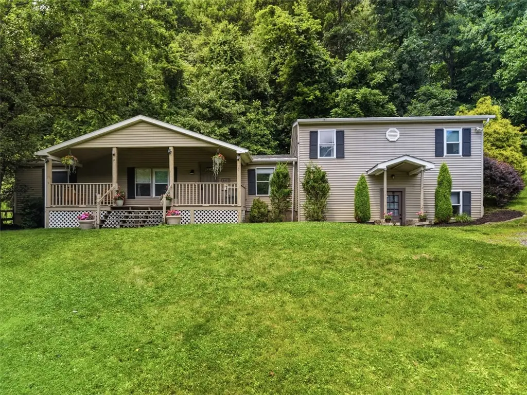 8517 Wittmer Rd, Pittsburgh, PA 15237 - #1