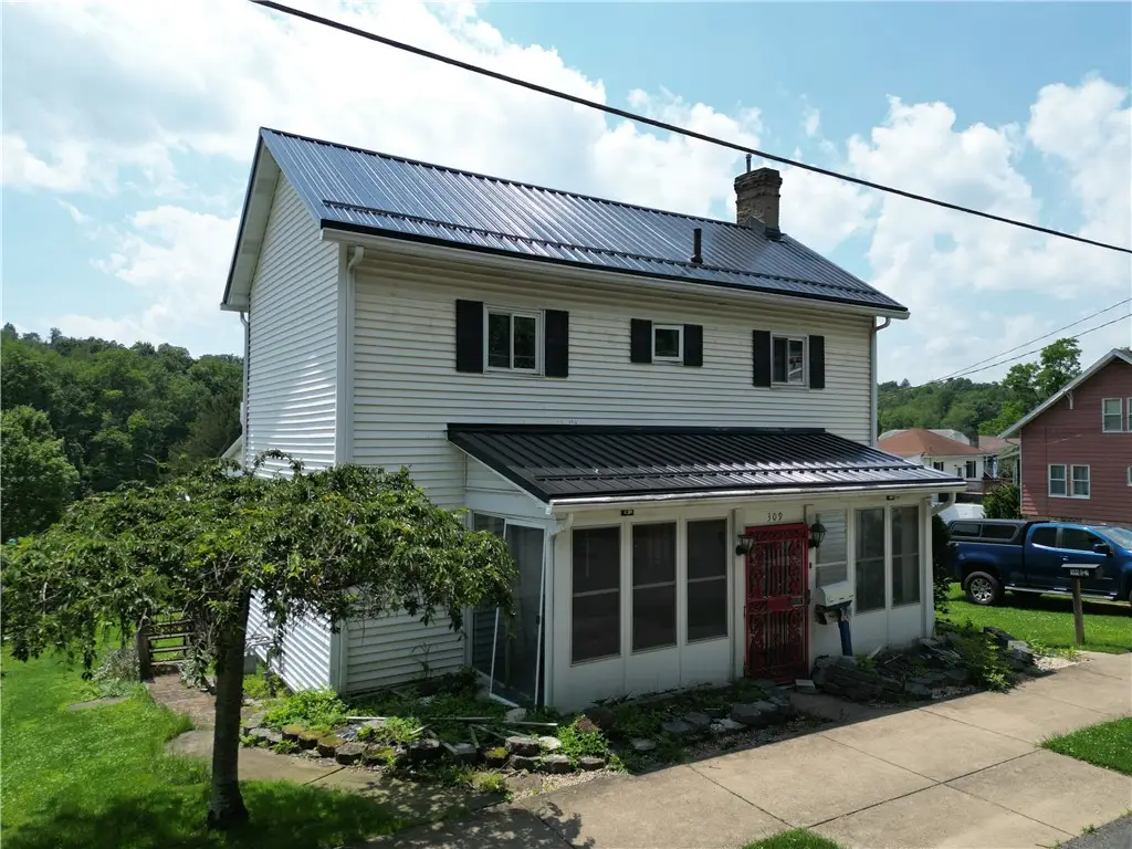 309 Dewey Ave, Washington, PA 15301 - #1
