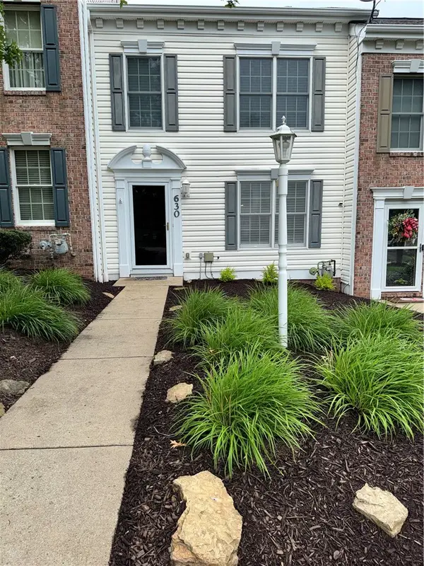 630 Hunting Creek Rd, Canonsburg, PA 15317