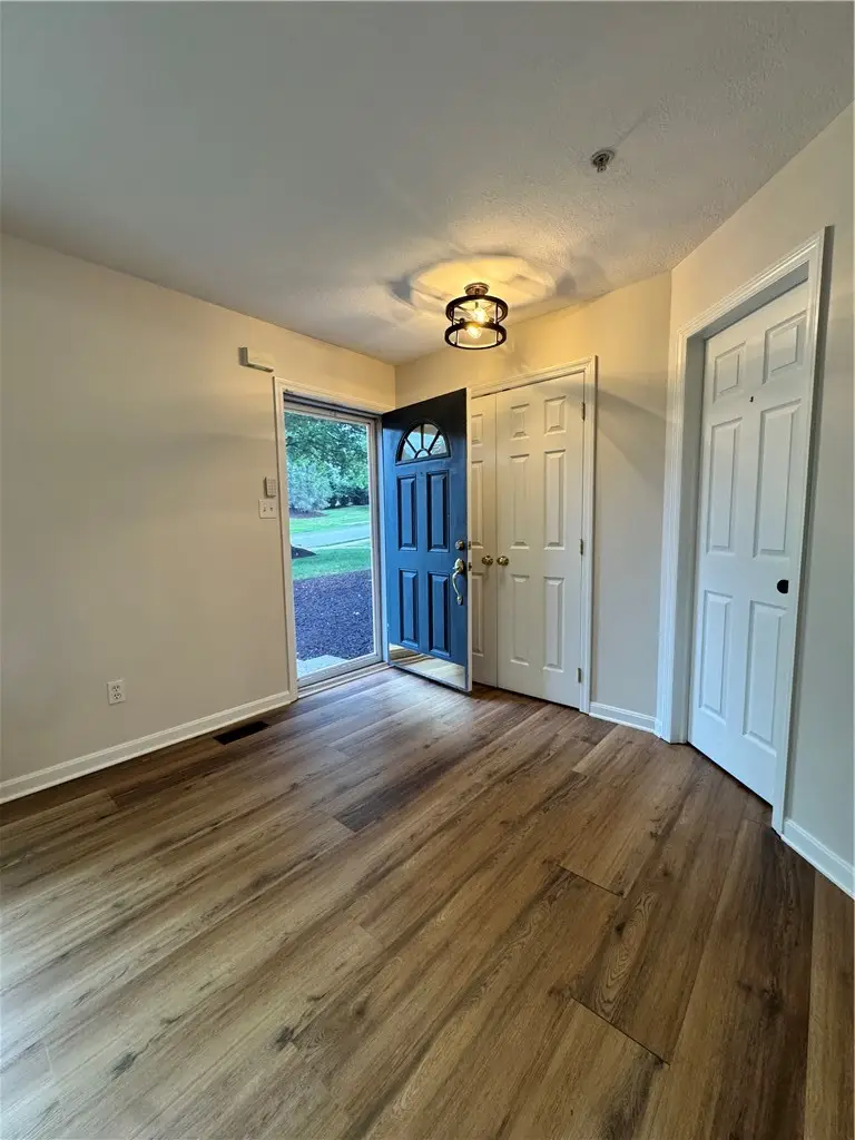 630 Hunting Creek Rd, Canonsburg, PA 15317 - #3