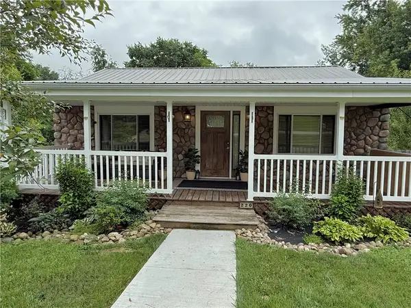 220 Widmer Ave., Lower Burrell, PA 15068