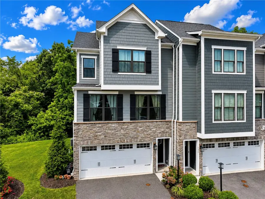180 Laurel Place Ln, Pittsburgh, PA 15241 - #3