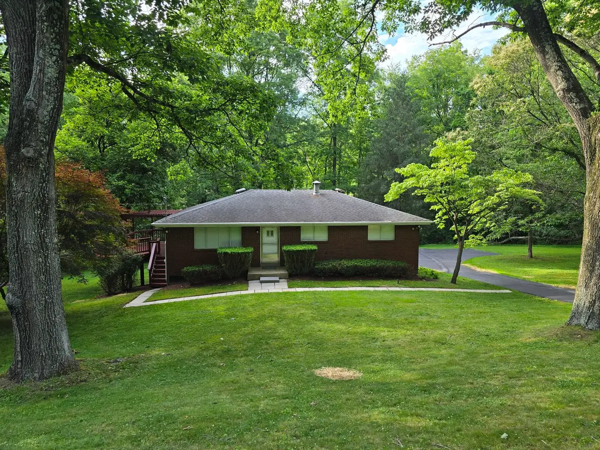 11255 Brokers Lane, Irwin, PA 15642 - #1